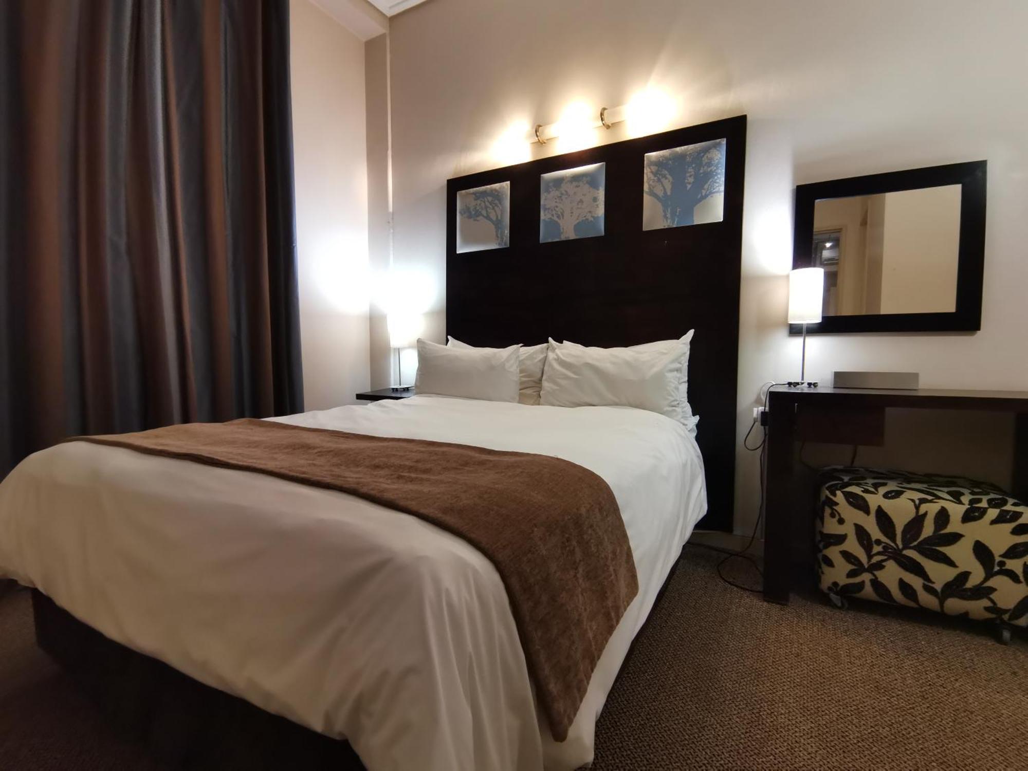 Mapungubwe Hotel Apartments Marshalltown Johannesburg Bilik gambar